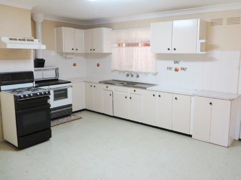 55 Marquis St, Junee NSW 2663