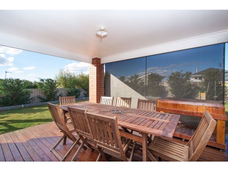 5 Greenway Street, Lloyd NSW 2650