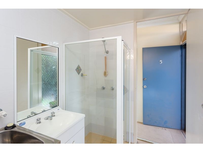 5/1a Joyes Place, Tolland NSW 2650