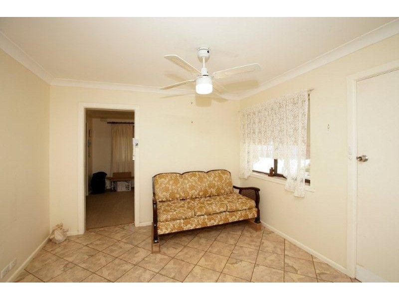 25 Acacia Street, Junee NSW 2663