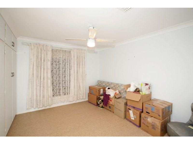 25 Acacia Street, Junee NSW 2663