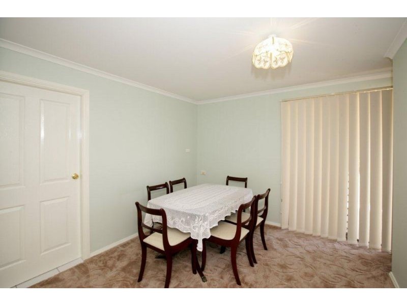 94 Hampden Avenue, North Wagga Wagga NSW 2650