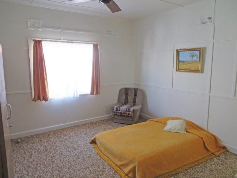 10 Fitzroy St, Junee NSW 2663