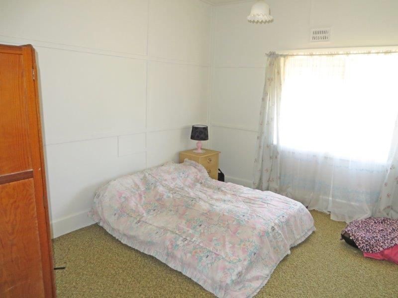 10 Fitzroy St, Junee NSW 2663