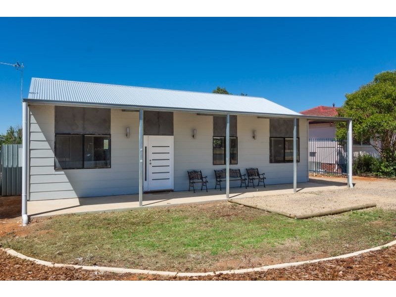 22 Bardia Street, Ashmont NSW 2650