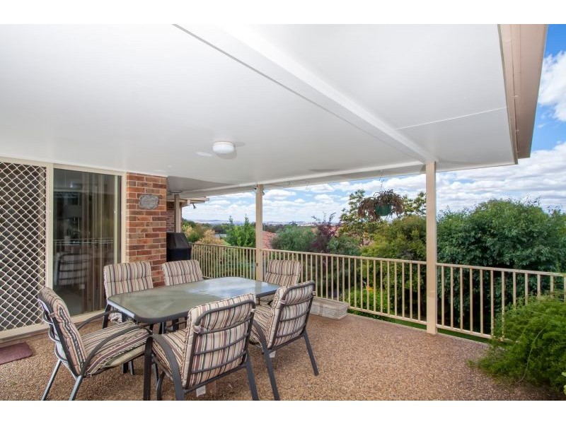 19 Amaroo Street, Kooringal NSW 2650