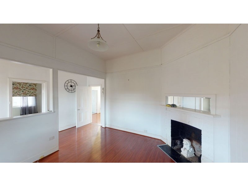 84 Hill Street, Junee NSW 2663