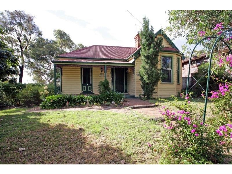 38 William Street, Junee NSW 2663