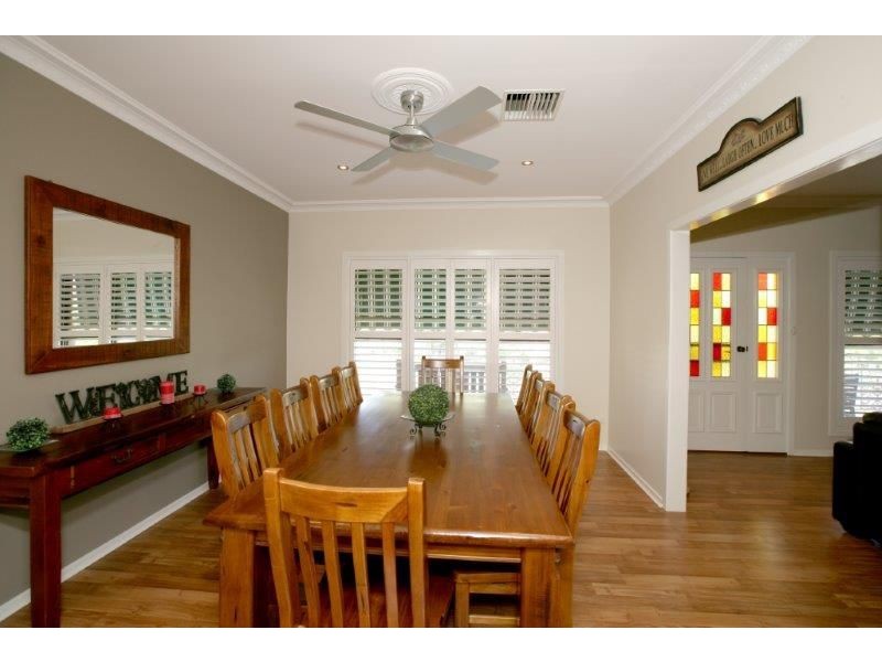 39 Bolton St, Junee NSW 2663