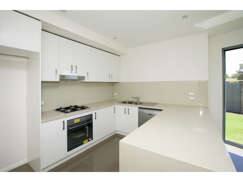 2/70 Travers Street, Wagga Wagga NSW 2650