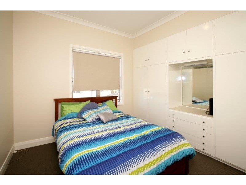 60 Commins Street, Junee NSW 2663