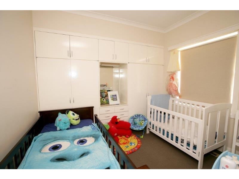 60 Commins Street, Junee NSW 2663