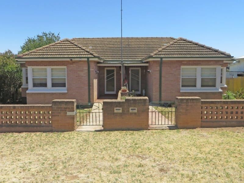 29 Bolton St, Junee NSW 2663