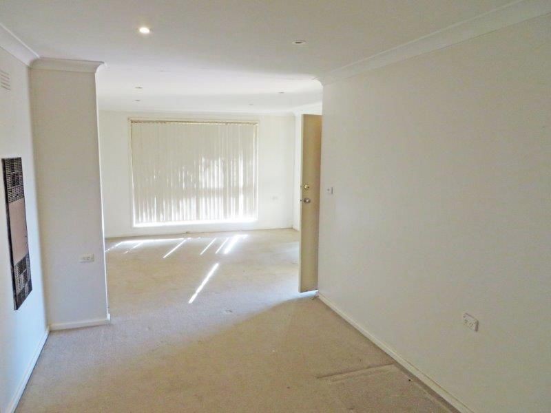 73 Zeigler Ave, Kooringal NSW 2650