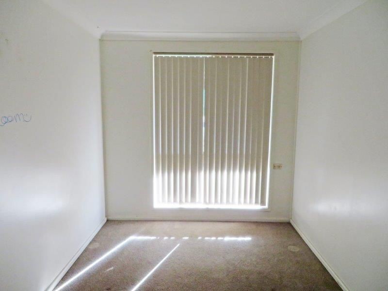 73 Zeigler Ave, Kooringal NSW 2650