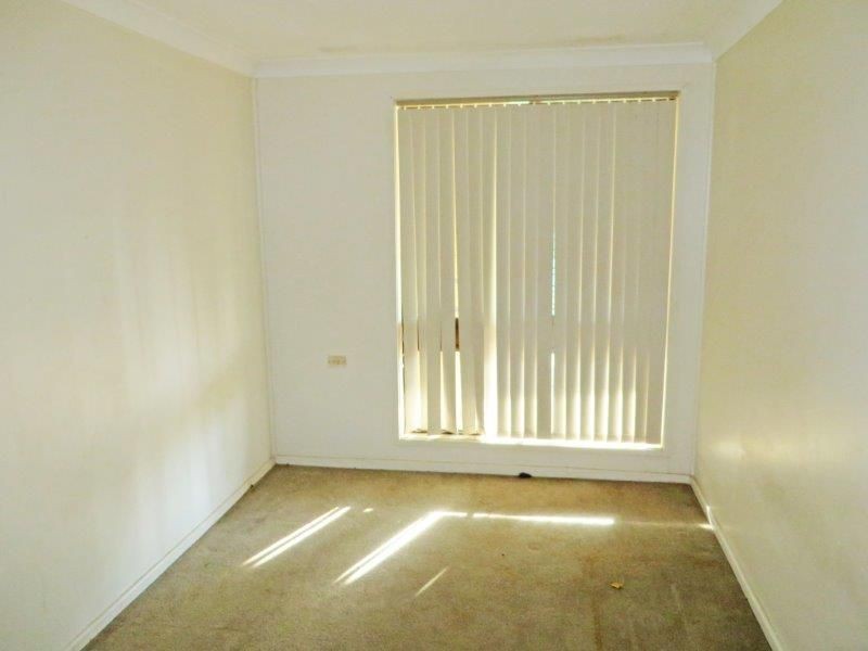 73 Zeigler Ave, Kooringal NSW 2650