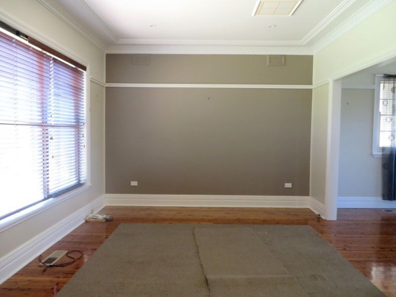 10 Lillian Street, Junee NSW 2663