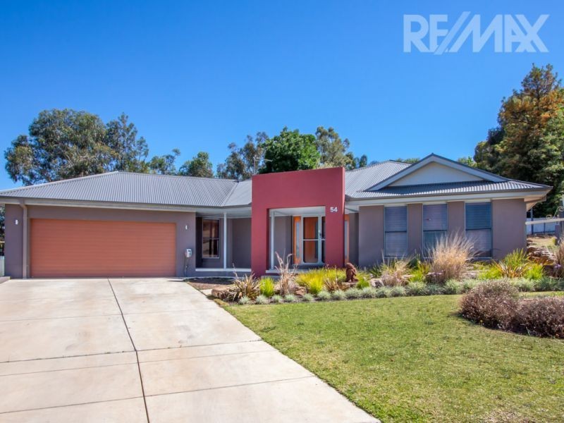 54 Kansas Drive, Tolland NSW 2650