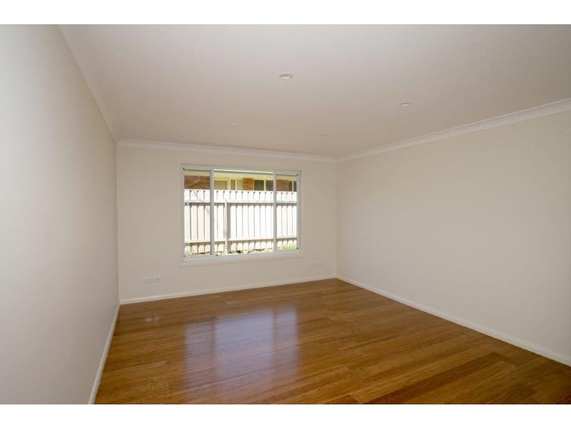 6 Vaughan Street, Junee NSW 2663