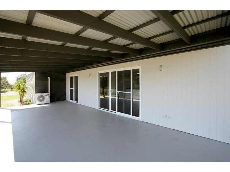 6 Vaughan Street, Junee NSW 2663
