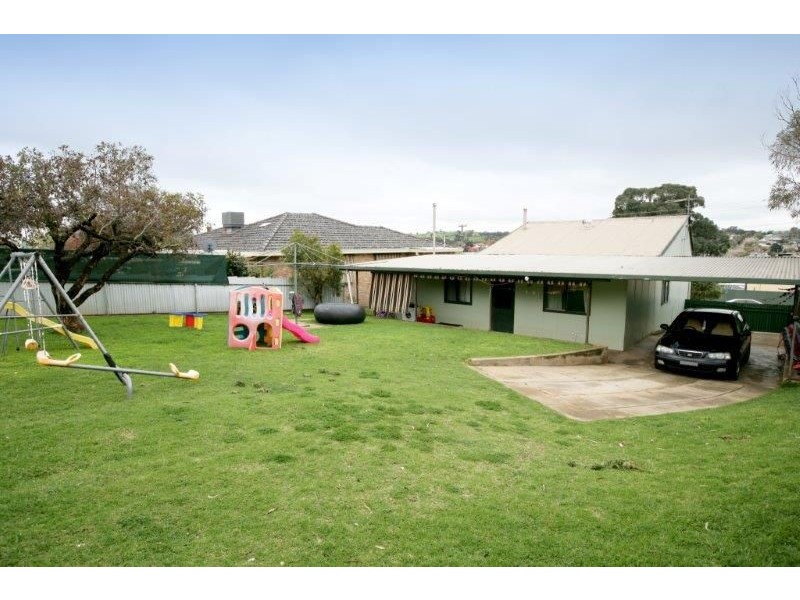1 Harold Street, Junee NSW 2663