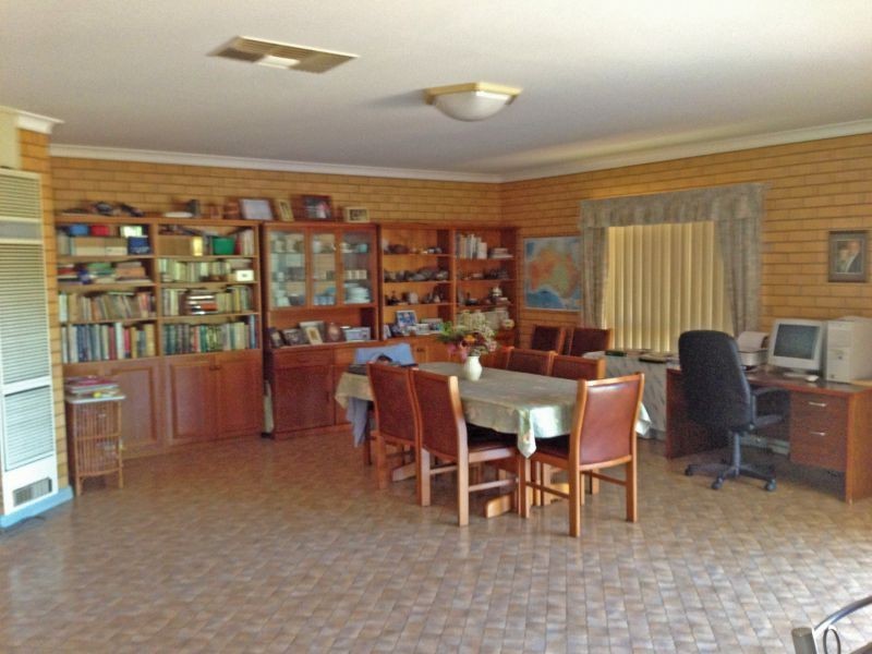 44 Cowabbie Street, Coolamon NSW 2701