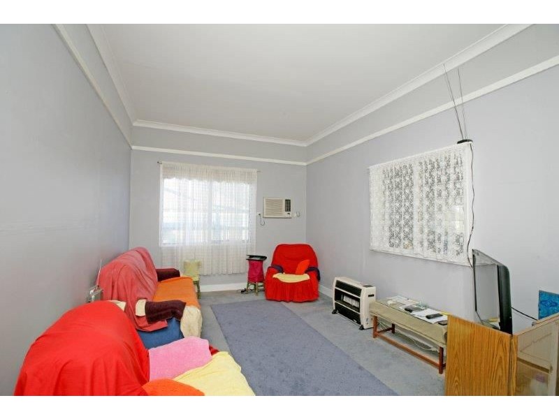 8 Wardle St, Junee NSW 2663