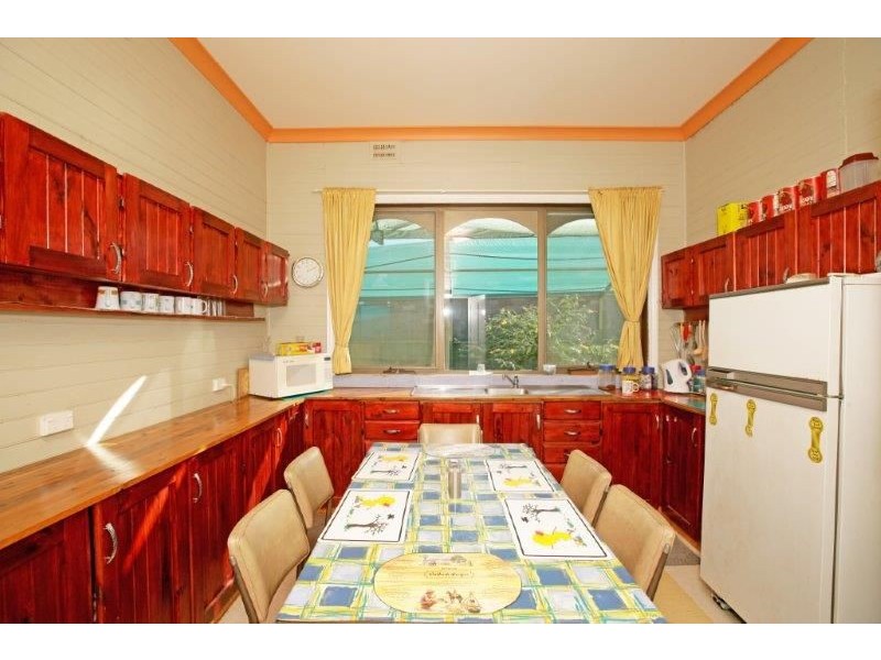 8 Wardle St, Junee NSW 2663