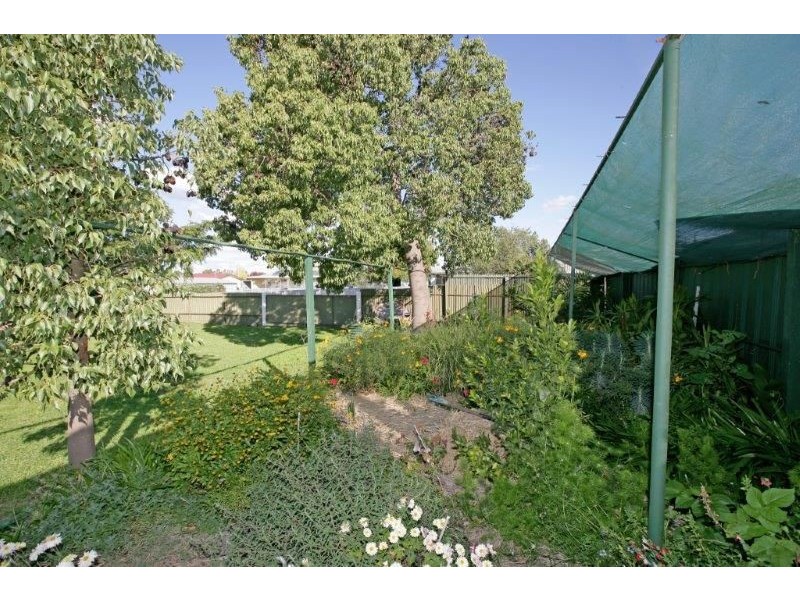 8 Wardle St, Junee NSW 2663