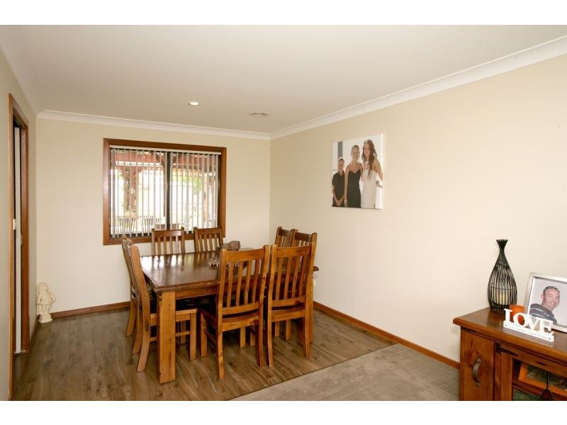 19 Gunn Drive, Estella NSW 2650