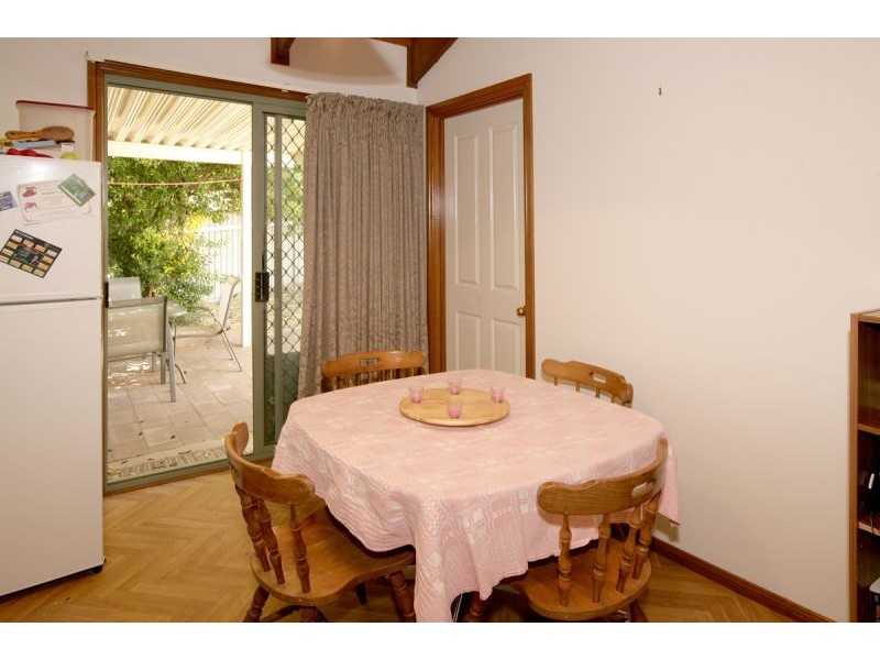 15 Richard Street, Turvey Park NSW 2650