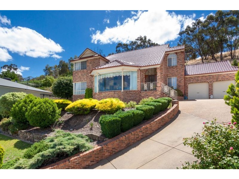 4 Gibbes Close, Wagga Wagga NSW 2650