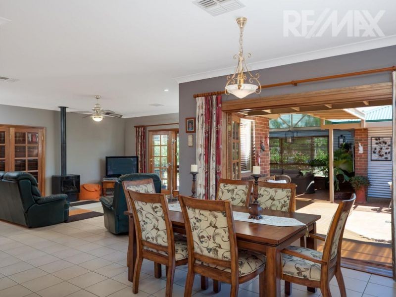 14 Evangelist Avenue, Wagga Wagga NSW 2650