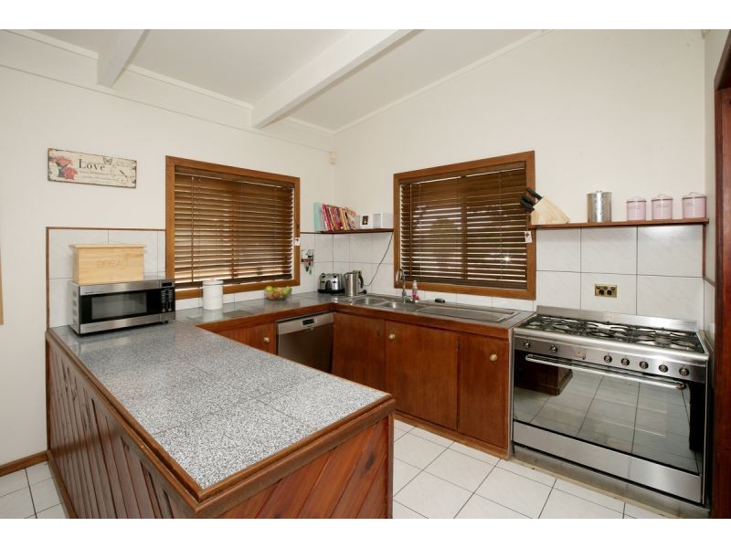 34 Eldershaw Drive, Forest Hill NSW 2651
