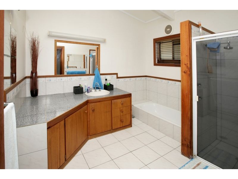 34 Eldershaw Drive, Forest Hill NSW 2651