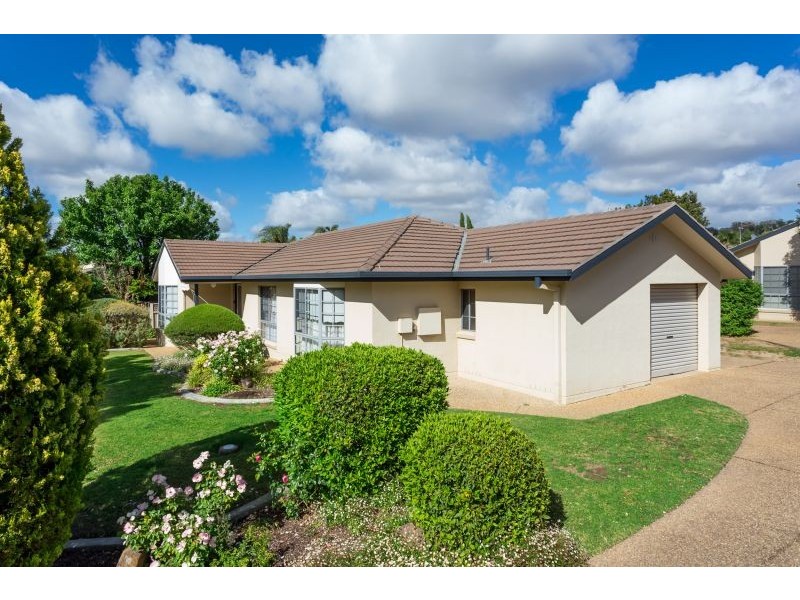 1/18 Kimberley Drive, Tatton NSW 2650