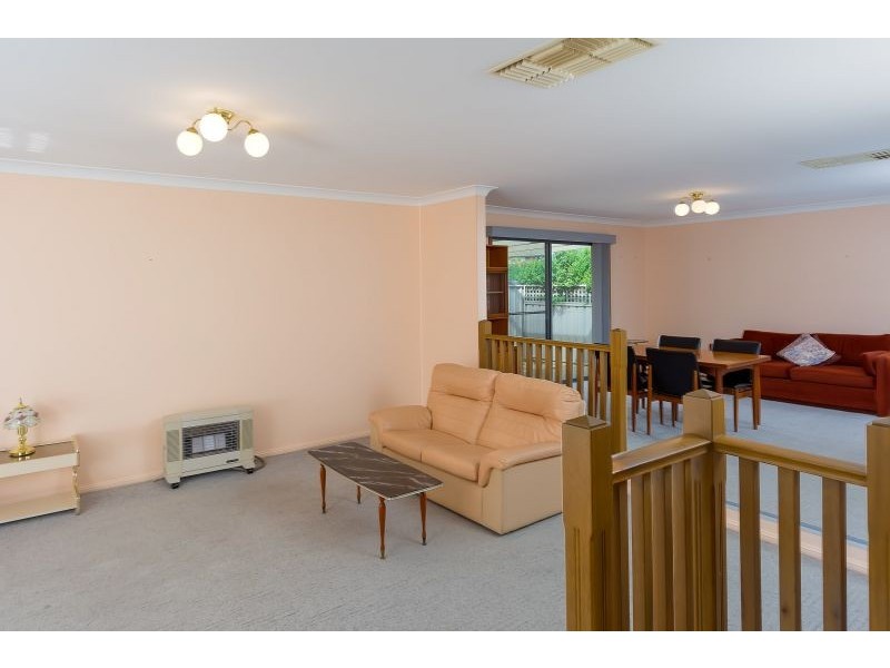 1/18 Kimberley Drive, Tatton NSW 2650