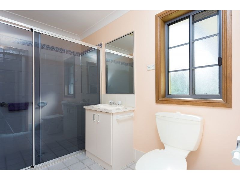 1/18 Kimberley Drive, Tatton NSW 2650