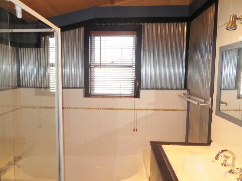 47 Junction St, Junee NSW 2663