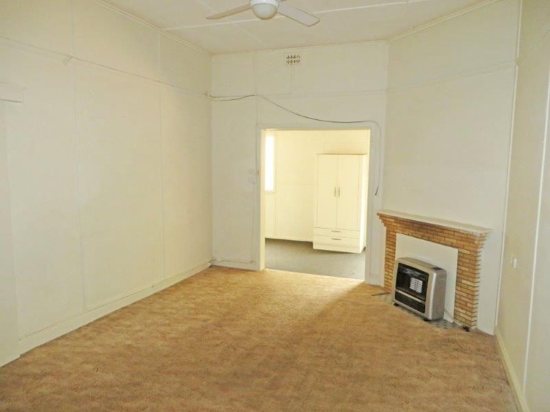 25 King St, Junee NSW 2663