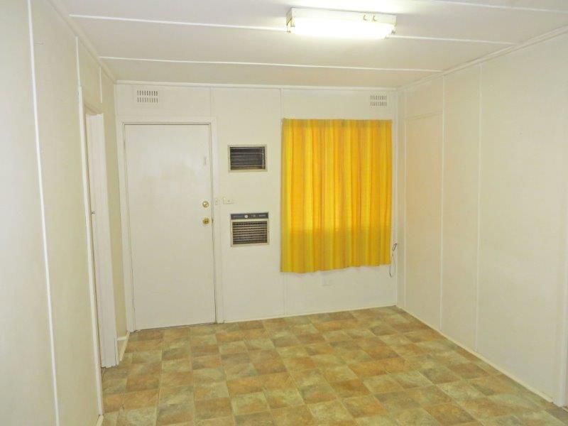 25 King St, Junee NSW 2663