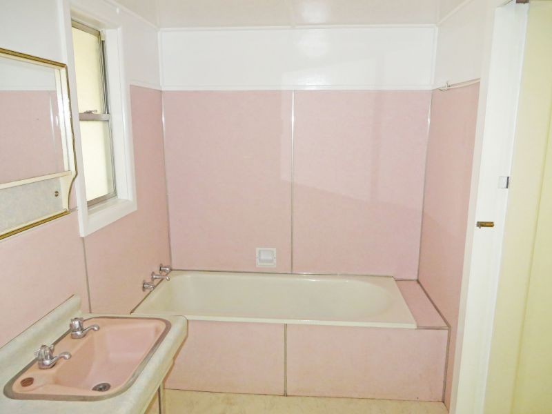 25 King St, Junee NSW 2663