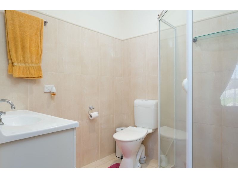 4 Fisher Place, Lloyd NSW 2650