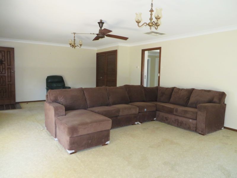 47 Seignior Street, Junee NSW 2663