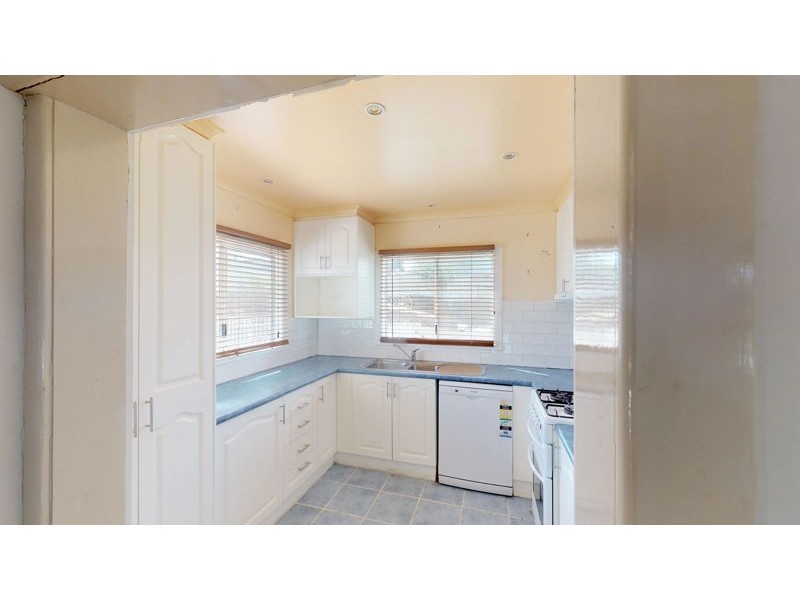 9 Earl St, Junee NSW 2663