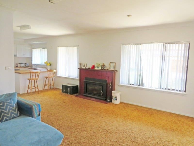 10 Broadway Street, Junee NSW 2663