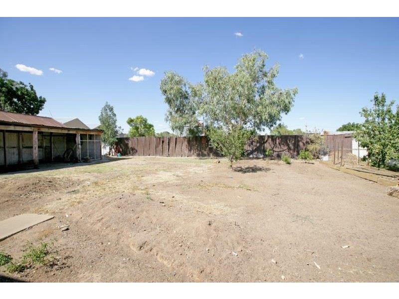 10 Broadway Street, Junee NSW 2663