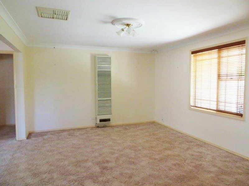 1/14 Derwent St, Tatton NSW 2650