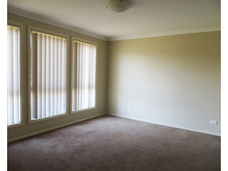 1 Johnston Street, Junee NSW 2663