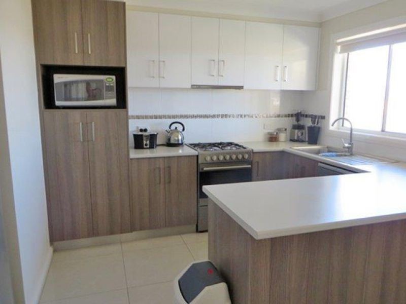 1/30 Osterley St, Bourkelands NSW 2650
